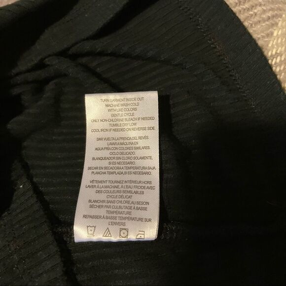 Criss Cross Sexy Black Ribbed Crop Top Sweater by ALMOST FAMOUS Womens Medium - Picture 12 of 13